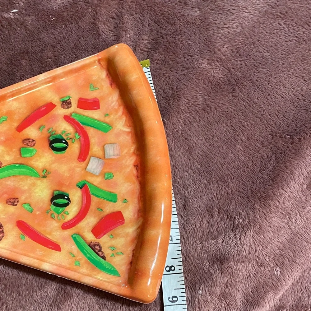 Smiling Pizza Slice Party Plates vintage 90’s